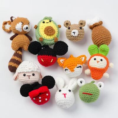 Goede prijs. Nieuwe handgemaakte knutselde pluis pop Amigurumi voor thuis kerstversiering cadeau sleutelhanger online