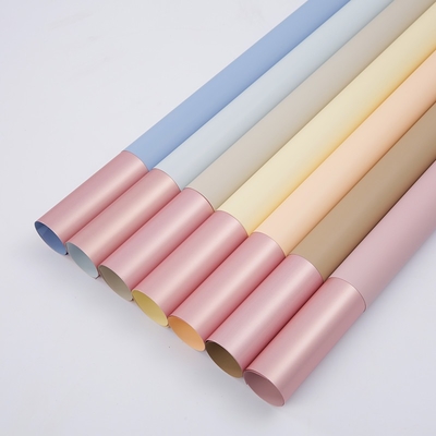 Aangepaste Dubbele Kleurenbloemist Wrapping Paper Document van het 60 Micron het Waterdichte Boeket
