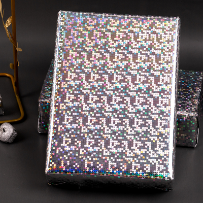 Goede prijs. Van het de Laserpatroon van het hologramontwerp het Document van de de Giftomslag Broodje 72cm*52cm online